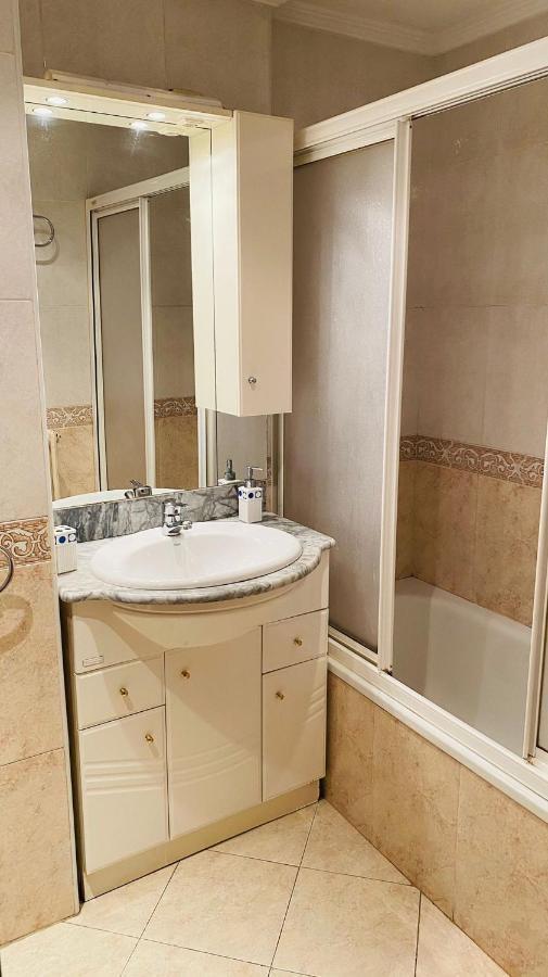 Piso 3 Habitaciones Al Lado Del Auditorio Y A 5 Min De Oviedo Centro ภายนอก รูปภาพ