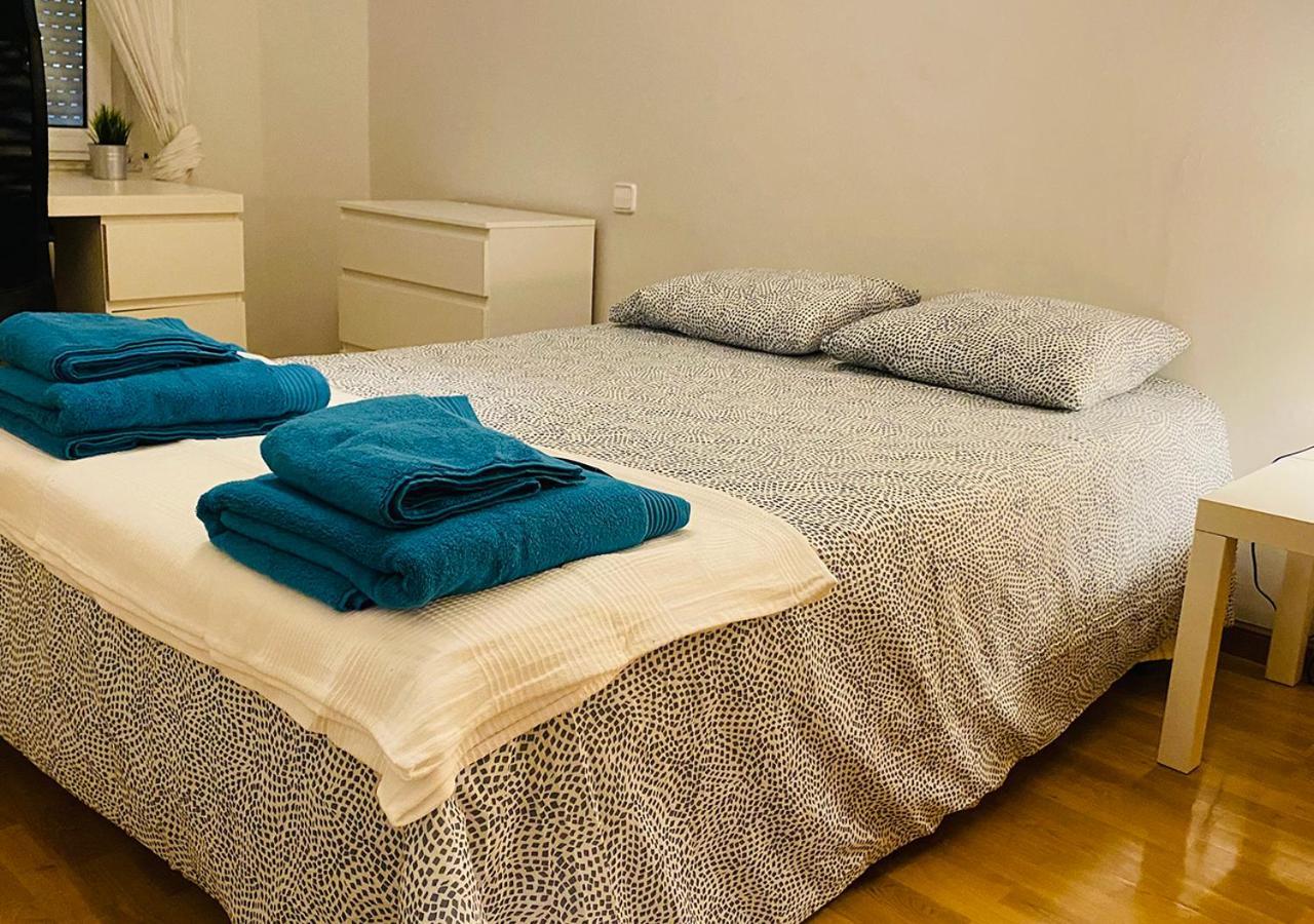 Piso 3 Habitaciones Al Lado Del Auditorio Y A 5 Min De Oviedo Centro ภายนอก รูปภาพ